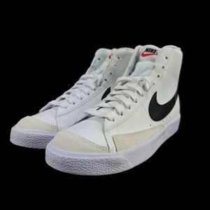 Nike Blazer Mid '77 Big Kids Casual
Skate Shoes DA4086-108